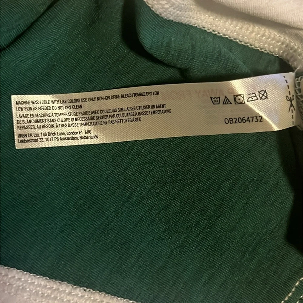 NWOT FP MOVEMENT BY FREE PEOPLE TEMPO ADAVNTAGE MUSCLE TANK SIZE L - Picture 11 of 11